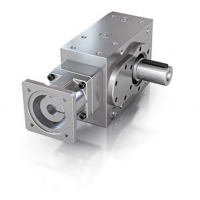 Nidec Graessner 斜齒輪錐齒輪箱，由于使用了準雙曲面錐齒輪，噪音特別低