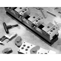 omlspa CIVI 2000提高機床工作多重夾緊系統裝夾時間短