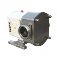 INOXPA容積式轉子泵SLRT 5-125用于從卡車水箱中排放食品和衛生產品